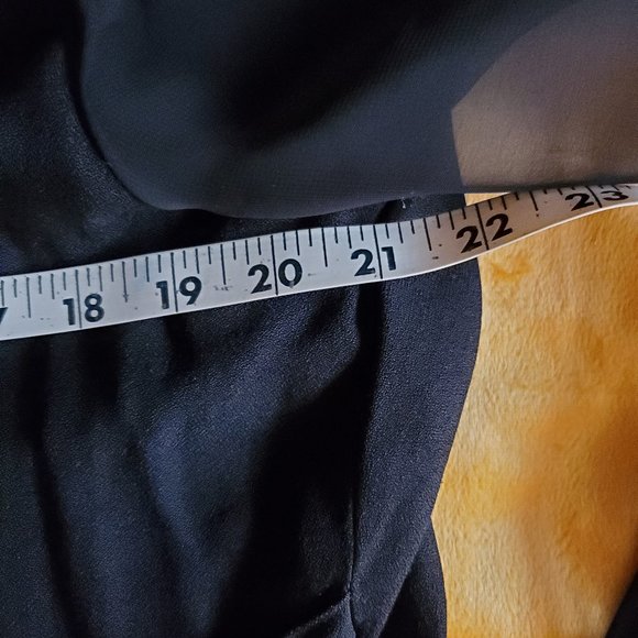 The Avenue Vintage Black Jacket with Lace Sleeves and Cuffs, Size Approx 2x Fair - Picture 7 of 10